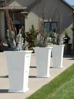 Fairfield Self-Watering Tall Patio Planters, 28” -Bloomgear Garden Shop 39 342 106V tif