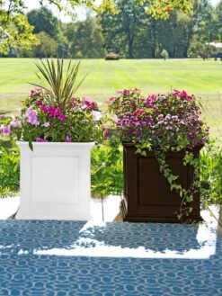 Fairfield Self-Watering Square Planter, 20” X 20” -Bloomgear Garden Shop 39618 3022 001E tif