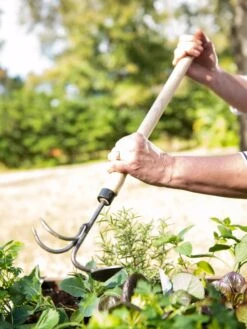 Gardener's Lifetime Raised Bed Cultivator -Bloomgear Garden Shop 8587960 3527 tif