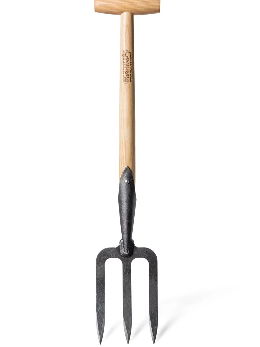 Gardener’s Lifetime Perennial Fork With Short T-Handle 4 Gardener’s Lifetime Perennial Fork With Short T-Handle - Image 4