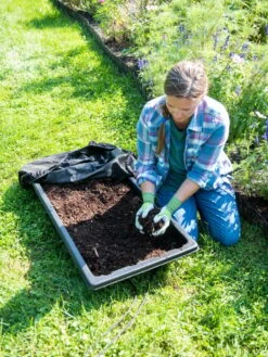 Gardener's Summer Sled Cover -Bloomgear Garden Shop 8611044 160